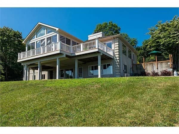 10 Beacon Ave., Warwick. $1.1 million. CREDIT: Statewide MLS