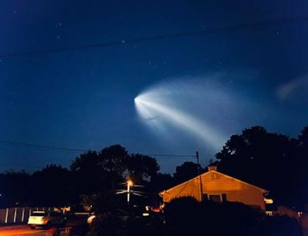 [CREDIT: Yervant Parnagian Jr.] A view of the Starlink rocket from Warwick.