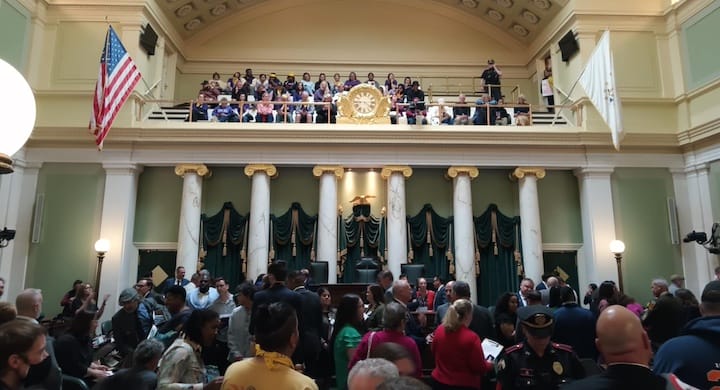 Casino Smoking Ban Bill Supporters Rally at State House
